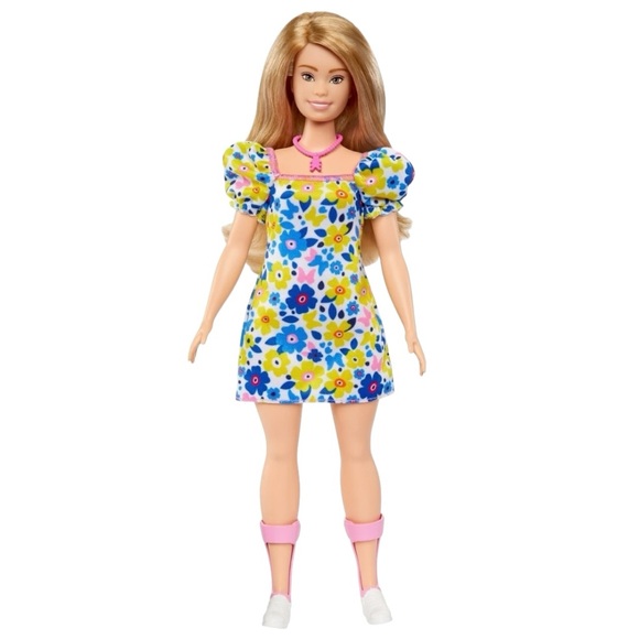 Barbie Fashionista Doll #208, with the National Down Syndrome Society - Picture 4 of 5